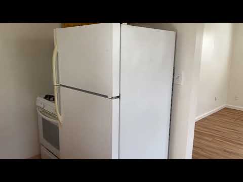 1 Bedroom on Ingraham Street blocks from the beach in Pacific Beach! - Video 2 of 2