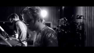 Olli's Gone - Close The Book