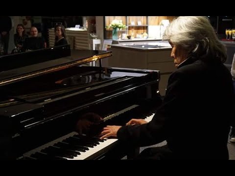 Noorman Widjaja plays Malagueña by Ernesto Lecuona