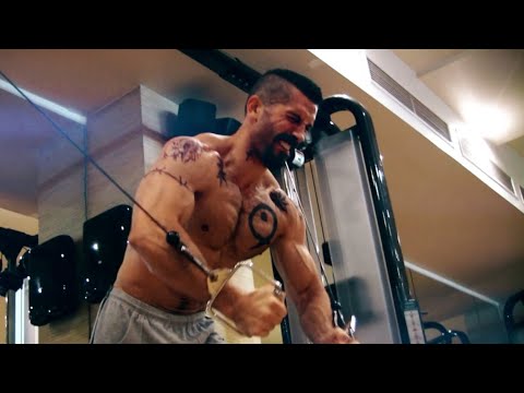 SCOTT ADKINS TRAINING TO BECOME YURI BOYKA