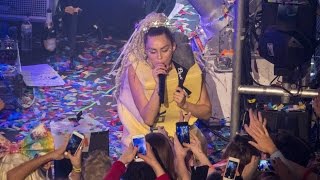 Miley Cyrus - I Forgive Yiew Live The Milky Milky Milk Tour Detroit