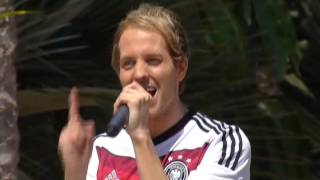 Axel Fischer &amp; Right Said Fred - Steht auf für den Weltmeister 2014
