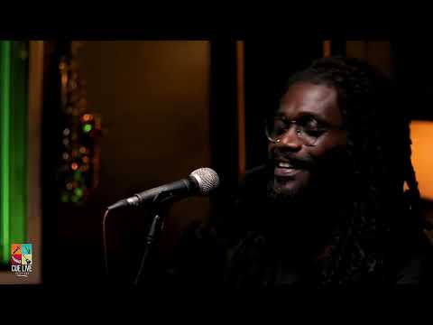 Ayisi - Anger Management (Live Performance)