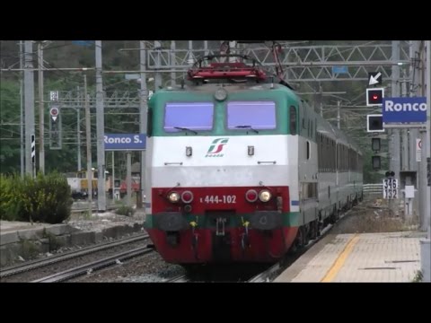 2016-10-01 Ronco Scrivia e i convogli della ferrovia dei Giovi 2/5