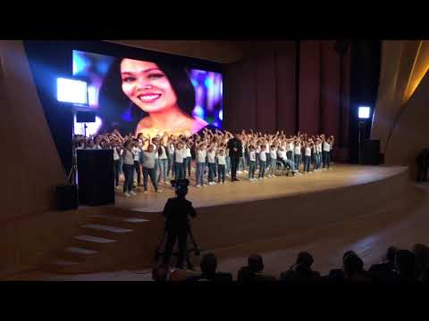 “Birləşmiş xor” & Elnur Hüseynov “What a wonderful world”