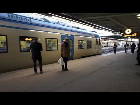Sweden, Stockholm Central Station, boarding train to Älvsjö