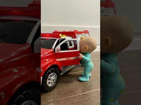 Impostor Jey Jey Plays with Ambulance, Police Car and Fire truck 🚒 🚑🚔🛻🚗 🥰🤣 #cute #shorts