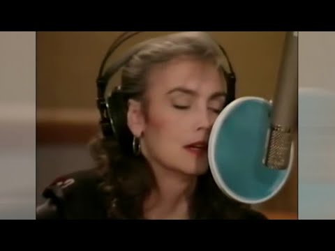 Nobody's Darling But Mine – Emmylou Harris and Chieftains with Lyrics