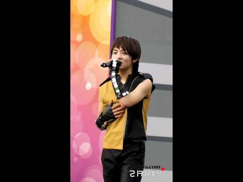 110521 gyeongnam youth unison festival - angel by Rickya.com