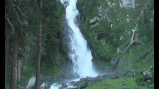 preview picture of video 'Most Beautiful Waterfall in Dir North Pakistan'