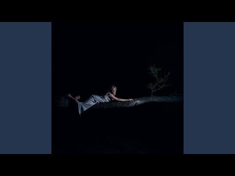 (easily) moved
