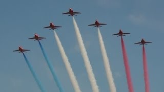 preview picture of video 'The Red Arrows at Sywell 19th August 2012'