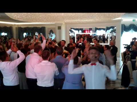 NOVITA' ANIMAZIONE MATRIMONI INGRESSO SPOSI CON BALLO - PLAZA VASTO - FRANCESCO BARATTUCCI