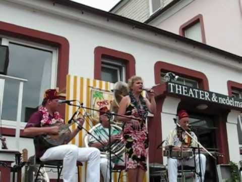 Makin' Wicky Wacky Down In Waikiki