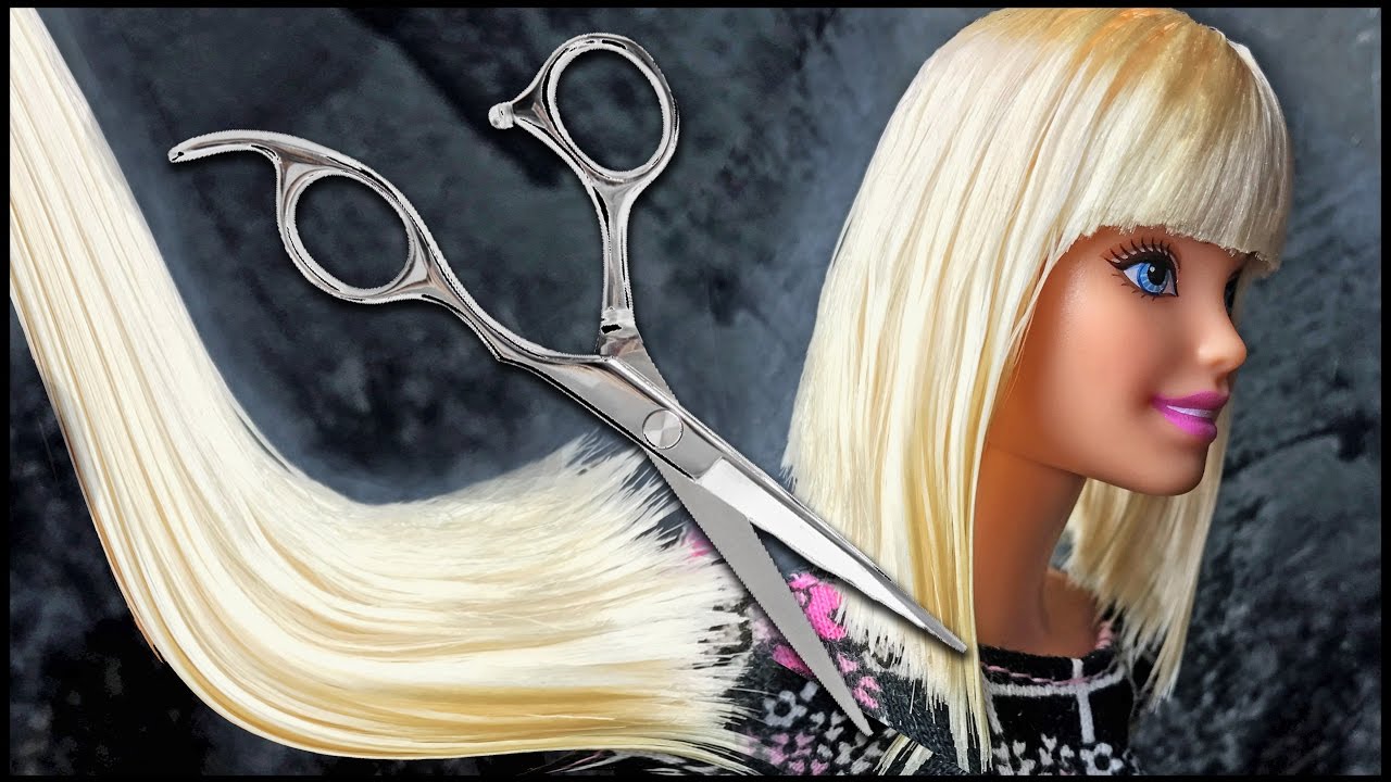 DIY - How to restyle a doll / Doll's Haircut - Bob with Bangs! - Un caschetto con frangetta!