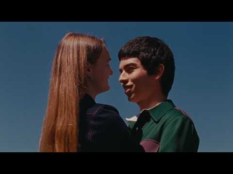 The xx - I Dare You (Official Music Video) thumnail