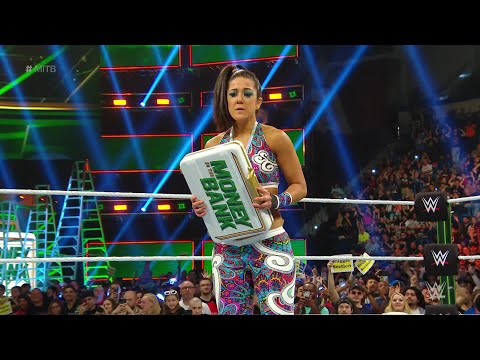 Bayley cashes in her Money in the Bank contract