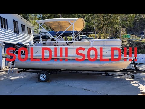 2018 Sunchaser 20' twin pontoon, 90hp Mercury outboard, Trailer, set up for fishing