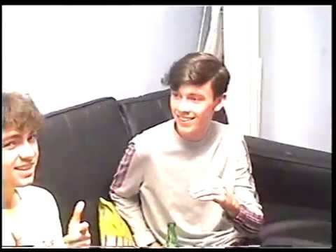 The Night Café - Mixed Signals (EP Version Official Video)