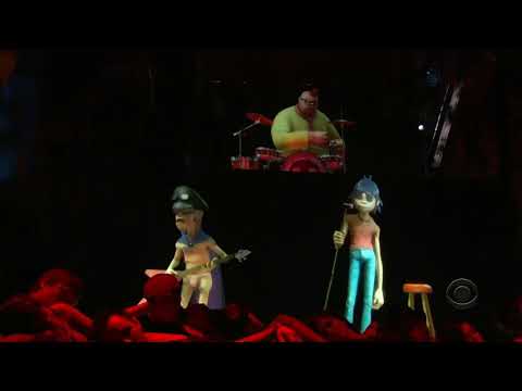 Gorillaz (feat. Madonna & De la Soul) - Feel Up subtitulado al Español