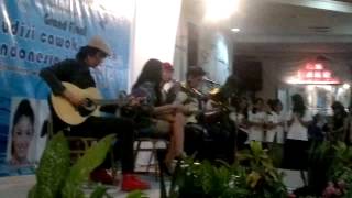 Download lagu The Junas Monkey   Ikut Aku & Melepasmu 28okt12 mp3