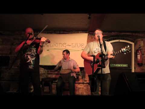 The Chris Ricketts Band - Cape Cod Girls - Folking Live [Artree Music]