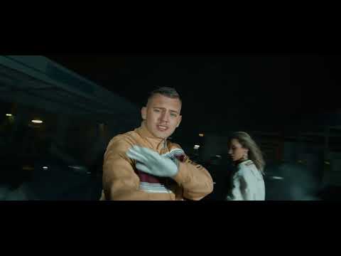 Shavin - Reeboks  (prod. by Beaucoup beatz)