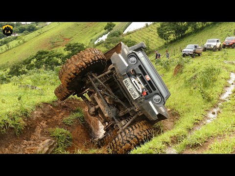 Trilha da Cachoeira - Água, Barro e Tombadas Perigosas - Hilux, Troller Novo & Troller 3.0