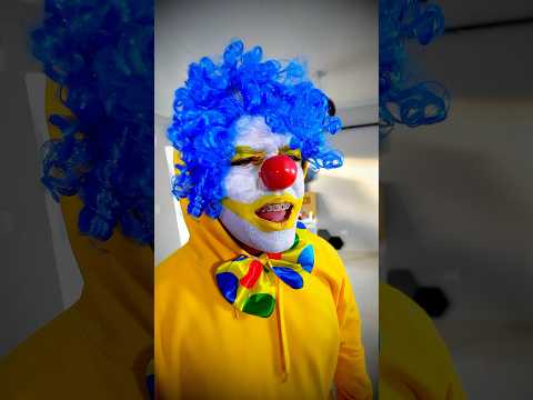 tenho cara de palhaço? 🤡