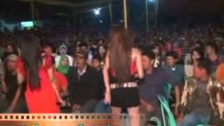 Download lagu Vj lia innova mp3 Download lagu Vj lia innova mp3