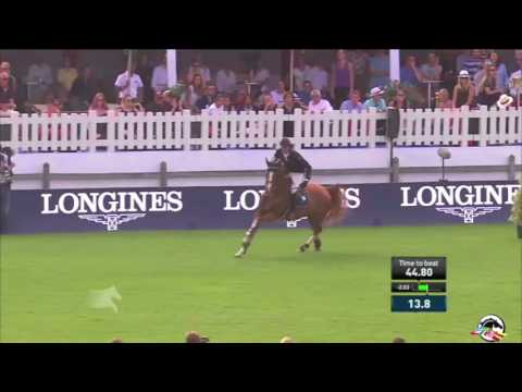 Emerald in Chantilly