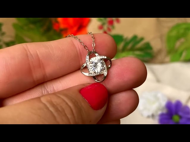 Vídeo relacionado con SOFIA FERRER regalos para tu novia originales, regalo aniversario pareja, collar cumpleaños mujer, colgante plata esposa, romántico, navidad, san valentín, bodas, enamorados (Blanco - Mujer)
