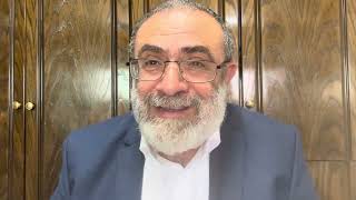 בבקשה תנסו פעם אחת!!! במקום הפגנות תעשו תפילות. יהיה נס!!! (רדיו כל האמת) - התמונה מוצגת ישירות מתוך אתר האינטרנט יוטיוב. זכויות היוצרים בתמונה שייכות ליוצרה. קישור קרדיט למקור התוכן נמצא בתוך דף הסרטון
