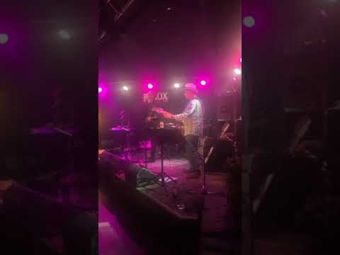 Hommage an Hanery Amman - chume nid los