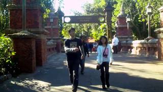 Two Happy Children Farm @ Disney World - Epcot, Magic Kingdom