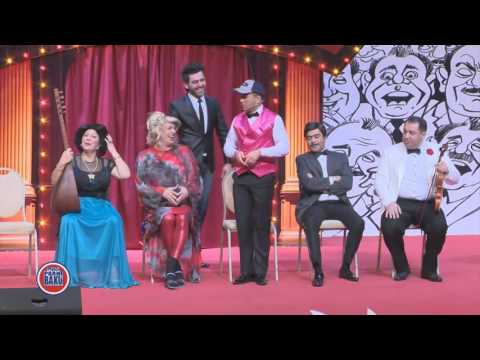 Ay Zaur verilişi - Hər Gün Sirk (Bir parça, 2013) Parodiya