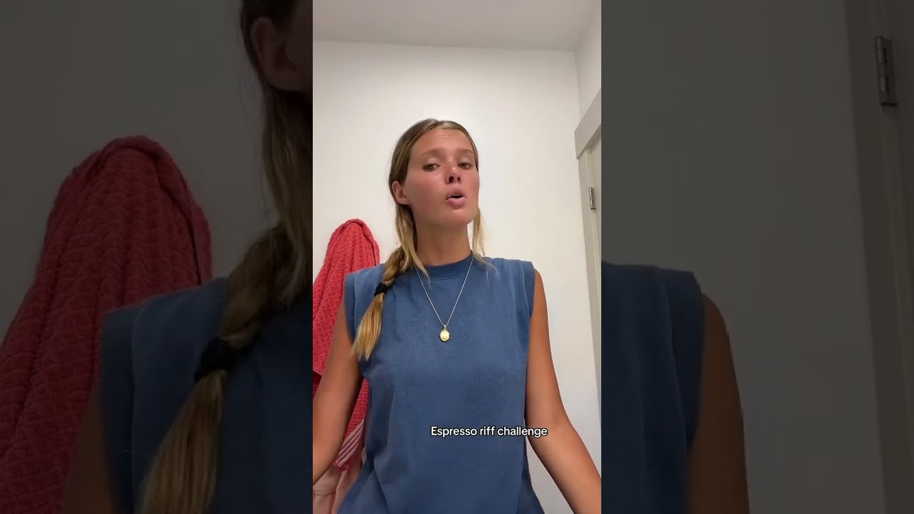 Her voice is impossibly smooth 😍😍✨#shorts