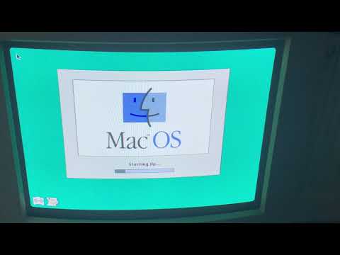 Apple Macintosh Quadra 700 - Booting System 7  (Year 1991)