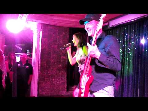 SABATO 15 OTTOBRE " U.S.U.R.A. LIVE" - MAGIC FLY DISCOTECA