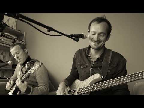 download lagu mp3 mp4 Olilo, download lagu Olilo gratis, unduh video klip Olilo