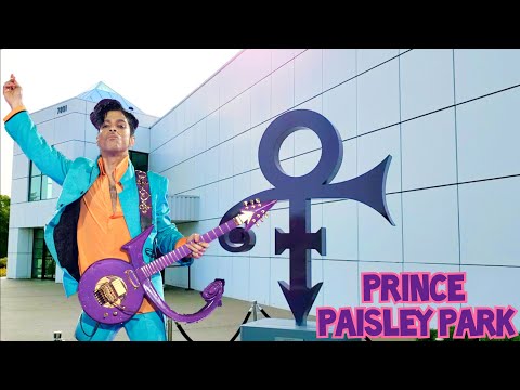 image-How big is Prince's bridle path mansion? 