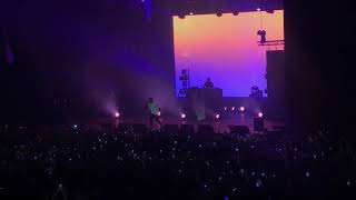 Damso - E. Signaler - Forest National 2017 (LIVE)