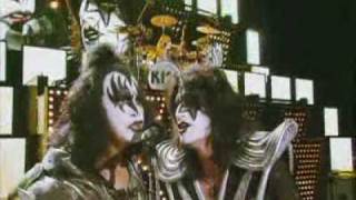 Kiss - Modern Day Delilah (Oficial Music Video) HD