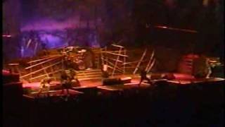 Iron Maiden - 01.Intro / The Wicker Man (New York 2000)