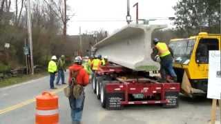 preview picture of video 'New Quechee Covered Bridge Girders Installed'