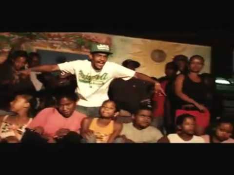 Vynketi_Clan Familia (chapé) BAKARA