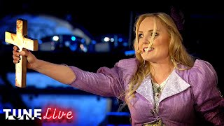 The Spirit Of Man (Liam Neeson, Jason Donovan, Kerry Ellis) | War Of The Worlds | TUNE: Live