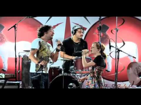 Natalia Lafourcade y Los Daniels  "Quisiera Saber".
