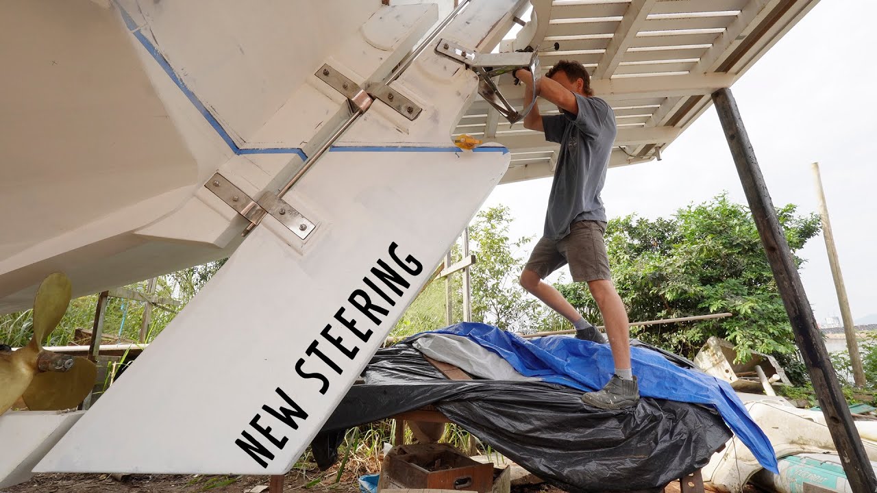 Rebuilding the steering system of our RESCUED wooden boat — Sailing Yabá 151