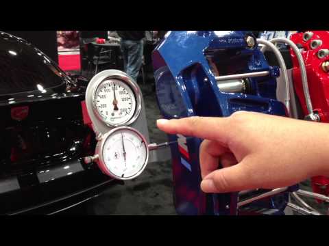 STOPTECH　ＶＳ　Brembo